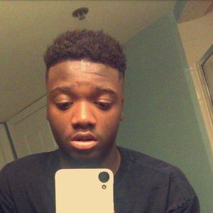 Meet your Posher, Deandre